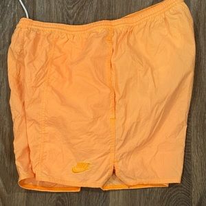 Nike Men’s Vintage Shorts Medium Orange Brief Lined 4” Inseam Large
